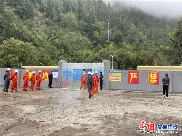 广安雅林段民爆储存库建设顺利通过验收